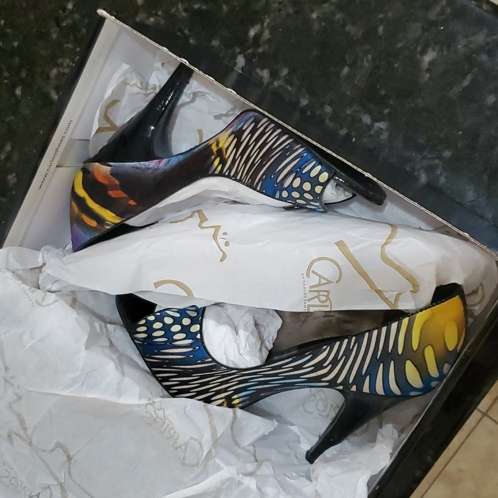 Shoes - Picture 3 of 5